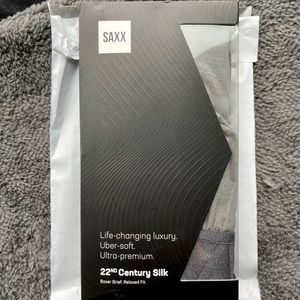 Saxx Mens Underwear 22nd Century Silk Boxer Brief Cargo Grey - Small (NWT)